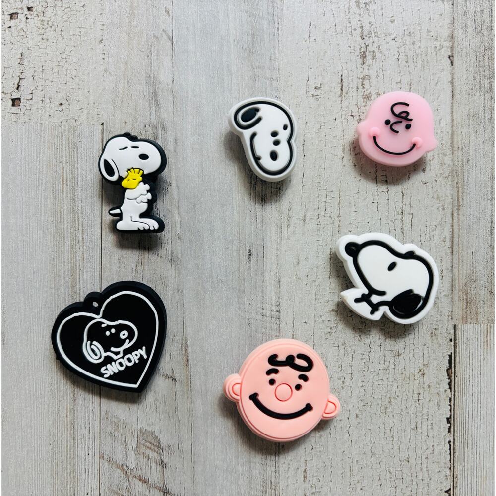Peanuts Snoopy and Charlie Brown Croc Jibbitz - Lot of 6